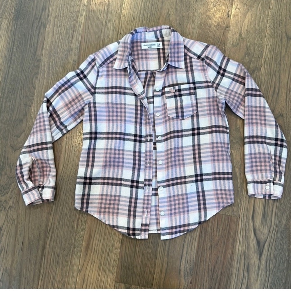 Abercrombie kids flannel shirt size 7/8 great condition